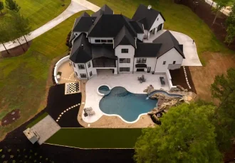 Outdoor Living (2)